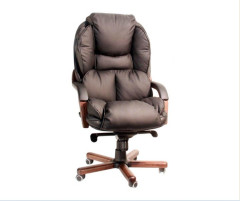 Кресло руководителя Лексус чёрное, нат кожа дерево МБ ИМ