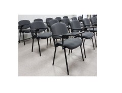 Стул для посетителей ИЗО черный ткань черная с пюпитром