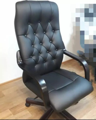 Кресло руководителя Бонд нат кожа зеленая/дерево МТГ ИМ