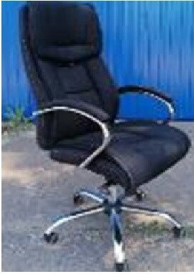 Кресло руководителя Орлеан ткань черная МБ хром ИМ