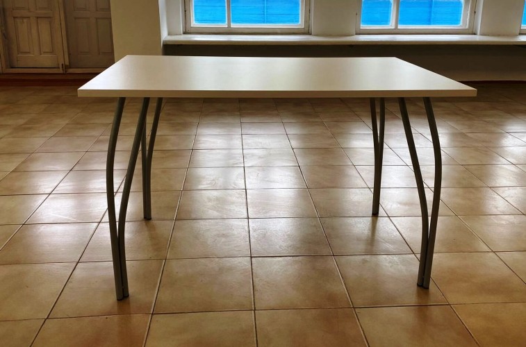 Стол для кафе Силуэт ЛДСП белый