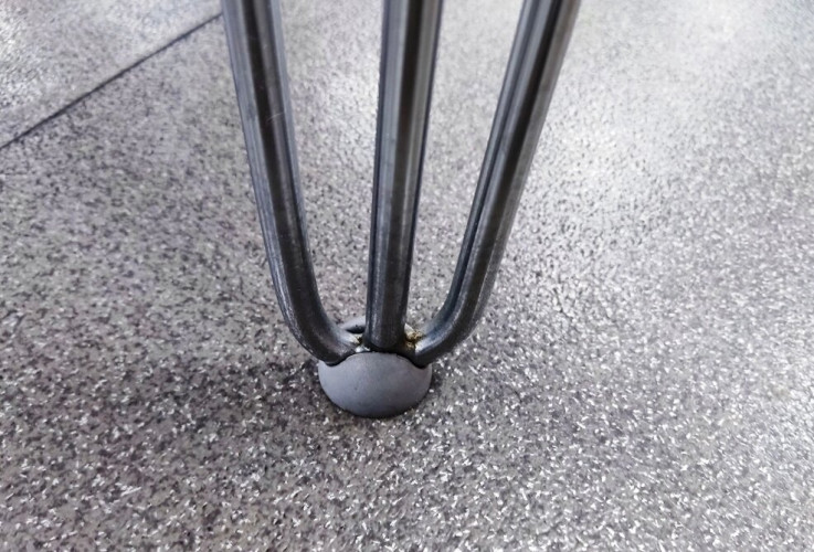 Стол для кафе Крис 120х75 ЛДСП беж\опоры хром