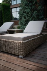 LEON шезлонг лежак из искусственного ротанга BF