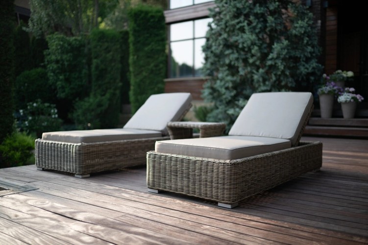 LEON шезлонг лежак из искусственного ротанга BF