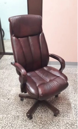 Кресло руководителя Прайм нат кожа коричневый/дерево МТГ кантри 