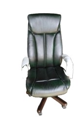 Кресло руководителя Прайм нат кожа зеленый/дерево МТГ кантри  1